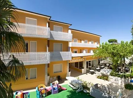 Giuliana Hotel 3*