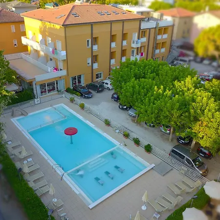 Hotel Giuliana 3*