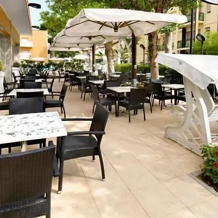 酒店 Giuliana 切尔维亚