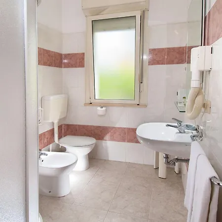 Giuliana מלון קרביה