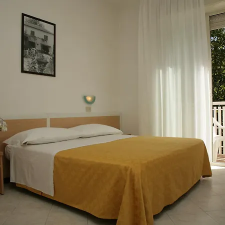 Hotel Giuliana 3*