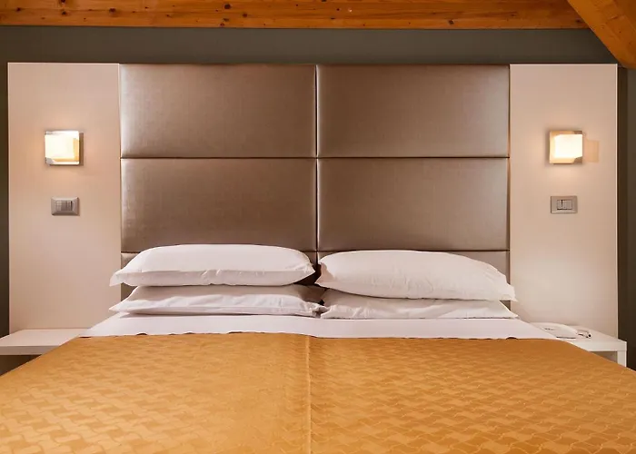 Giuliana Szálloda Cervia