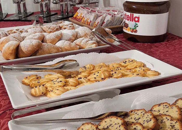 Giuliana מלון 3*